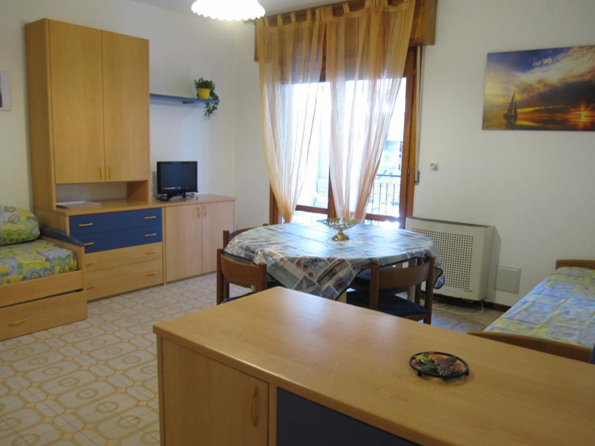 Argea Apartman Grado Kültér fotó